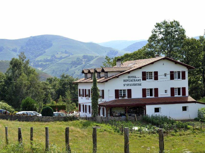 Logis Hotel St Sylvestre Aldudes Zewnętrze zdjęcie